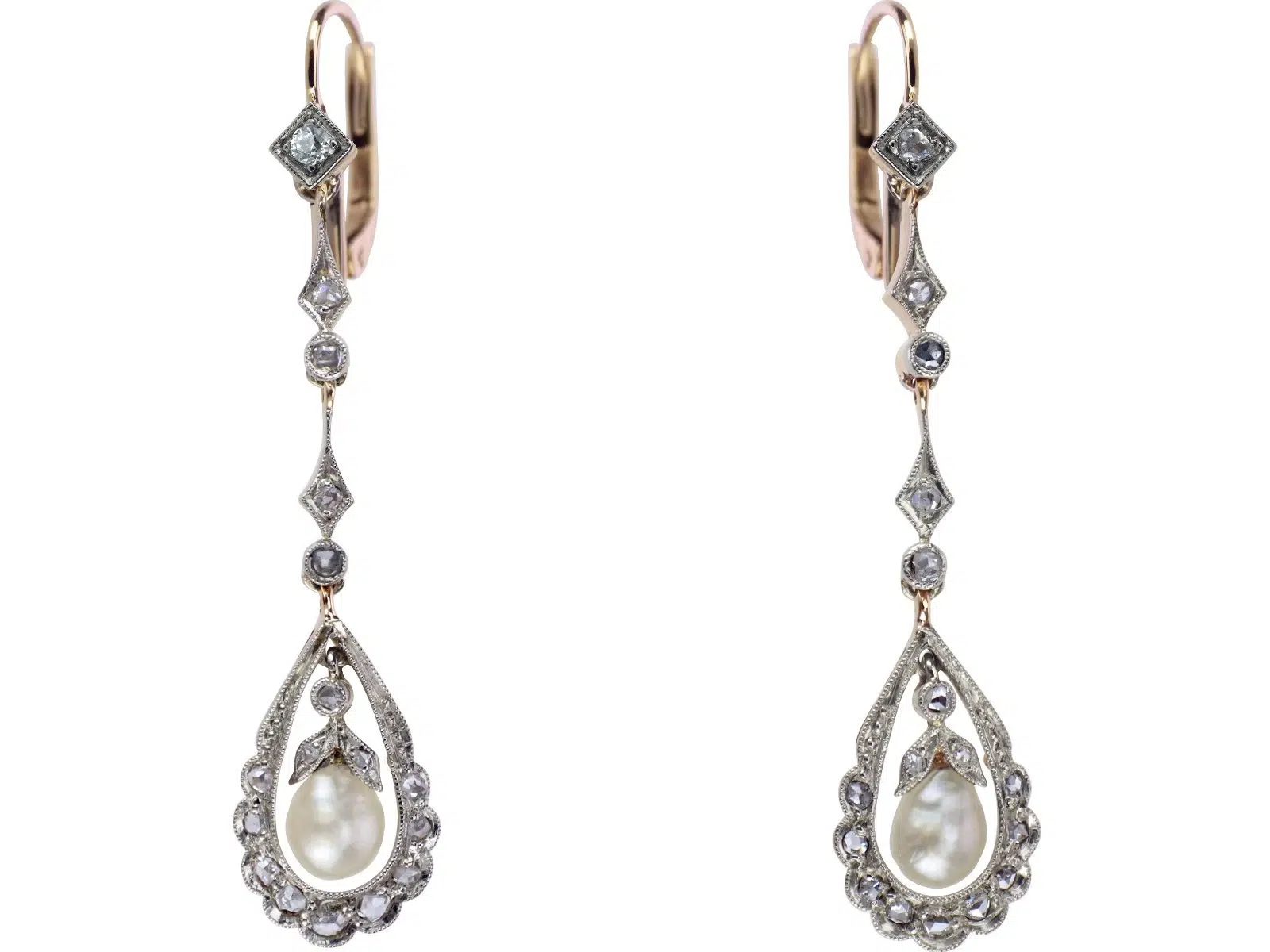 Zwei elegante lange Ohrringe aus Silber mit Diamanten und tropfenförmigen Perlen